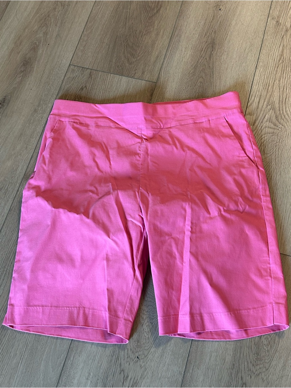 Women’s Pink Stretch Bermuda Shorts